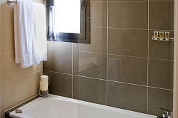 Hotel Compostela Suites Apartamentos (Madrid)